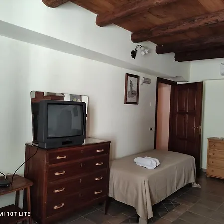 Gioiosa & Delia Bed & Breakfast 3*