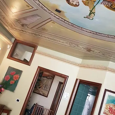 Bed & Breakfast Gioiosa & Delia 3*