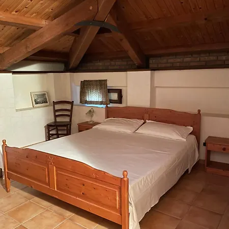 فندق مبيت وإفطار Gioiosa 3*