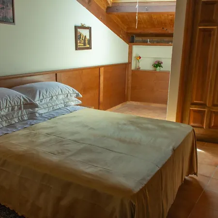 فندق مبيت وإفطار Gioiosa 3*