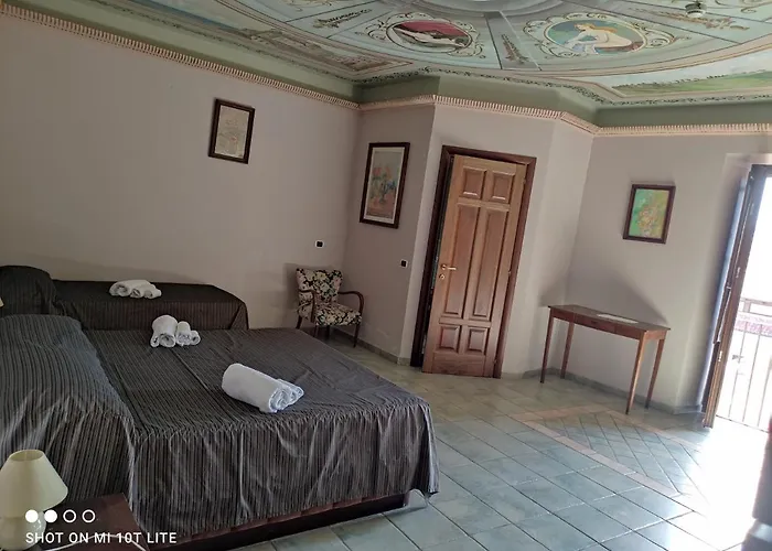 ベッド・アンド・ブレックファスト Gioiosa & Delia 3*