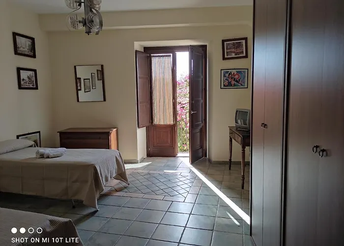 Gioiosa & Delia ジョイオーザ・イオーニカ