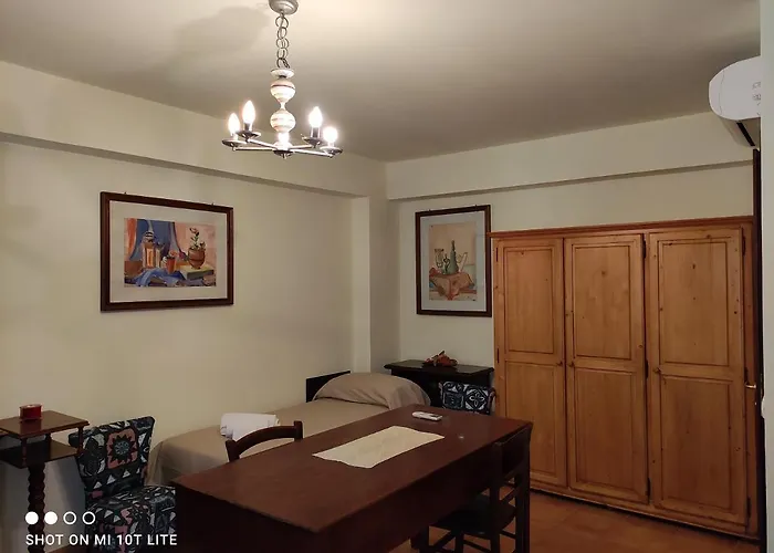 ベッド・アンド・ブレックファスト Gioiosa & Delia ジョイオーザ・イオーニカ