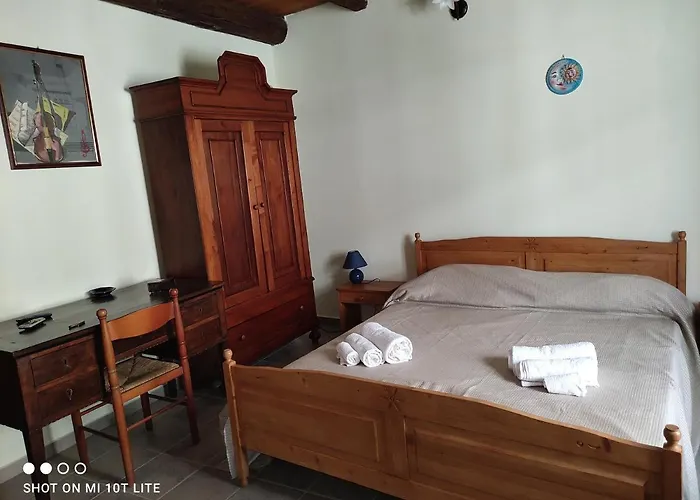 ベッド・アンド・ブレックファスト Gioiosa & Delia 3*