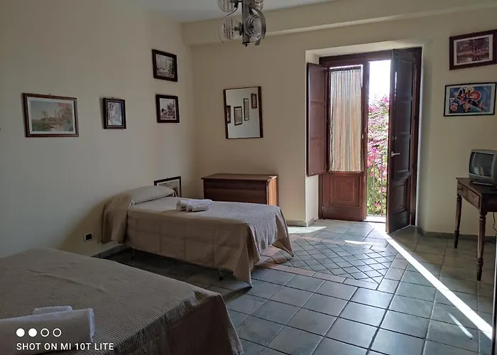 Gioiosa & Delia ジョイオーザ・イオーニカ